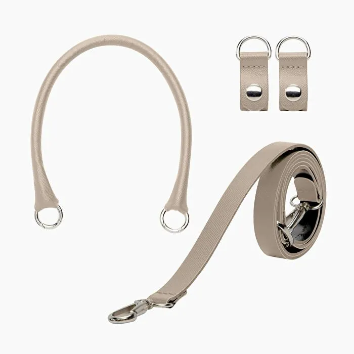 Bandolera y mango tubular efecto saffiano arena metal