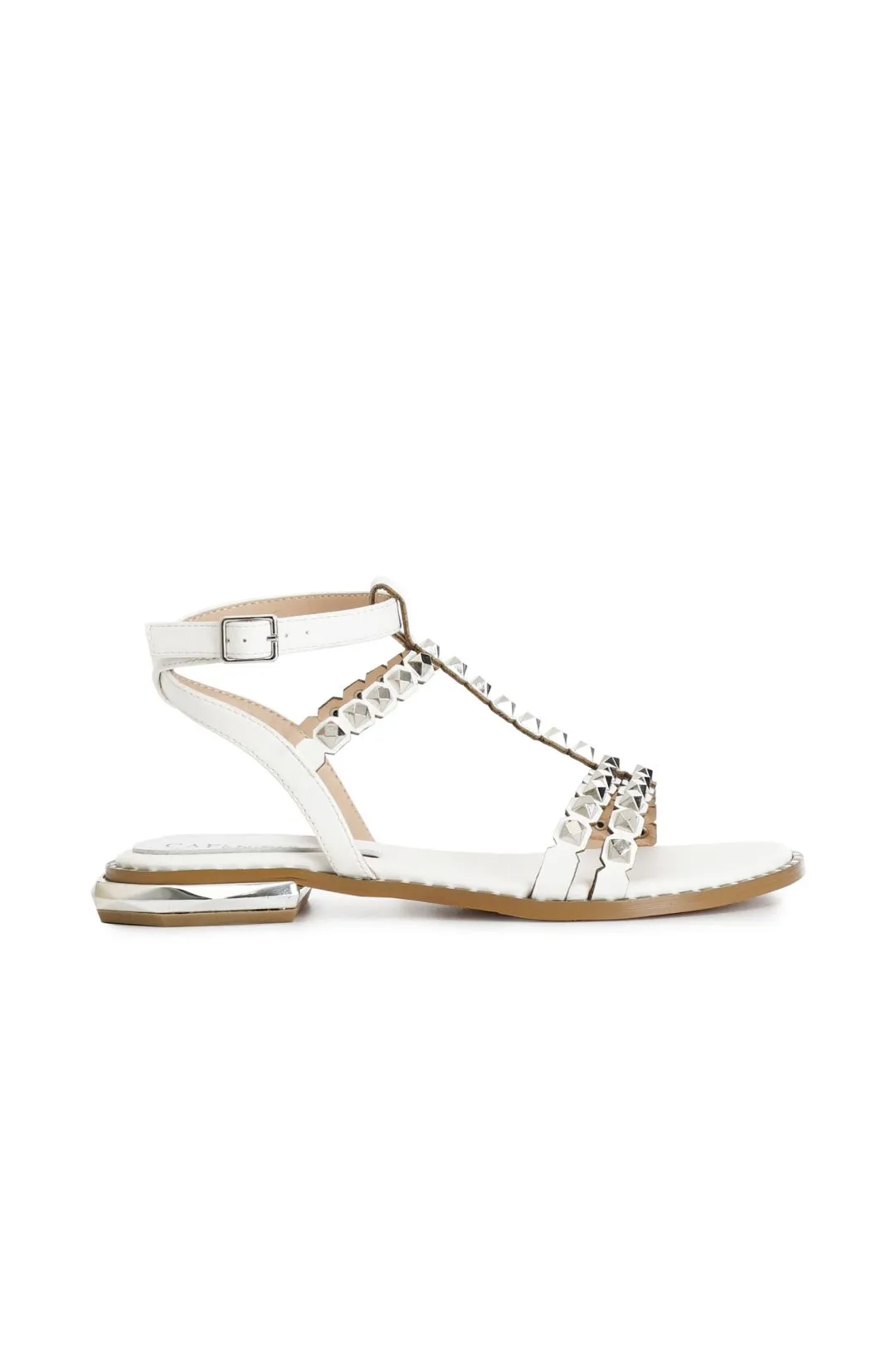 sandalias con tachuelas talladas white